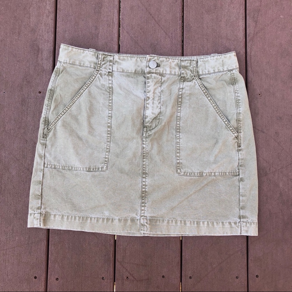 Madewell khaki army skirt
